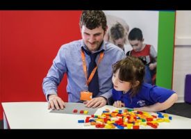 Comment les briques Lego en Braille aident les enfants à apprendre!