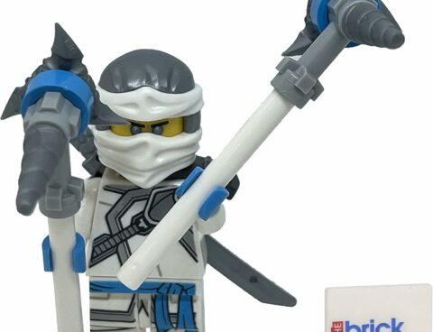 LEGO Ninjago Secrets of the Forbidden Spinjitzu: Zane Minifig with Weapons