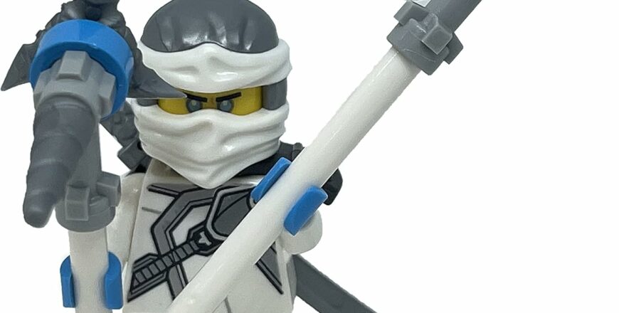 LEGO Ninjago Secrets of the Forbidden Spinjitzu: Zane Minifig with Weapons